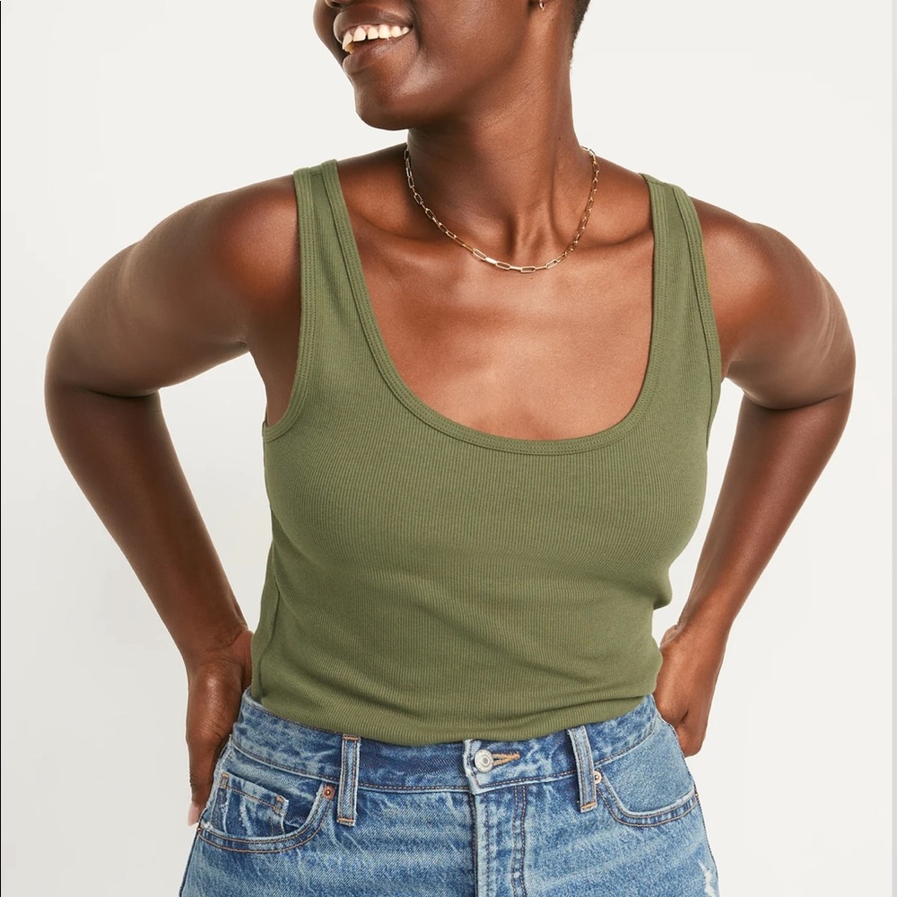 Slim Fit Green tank